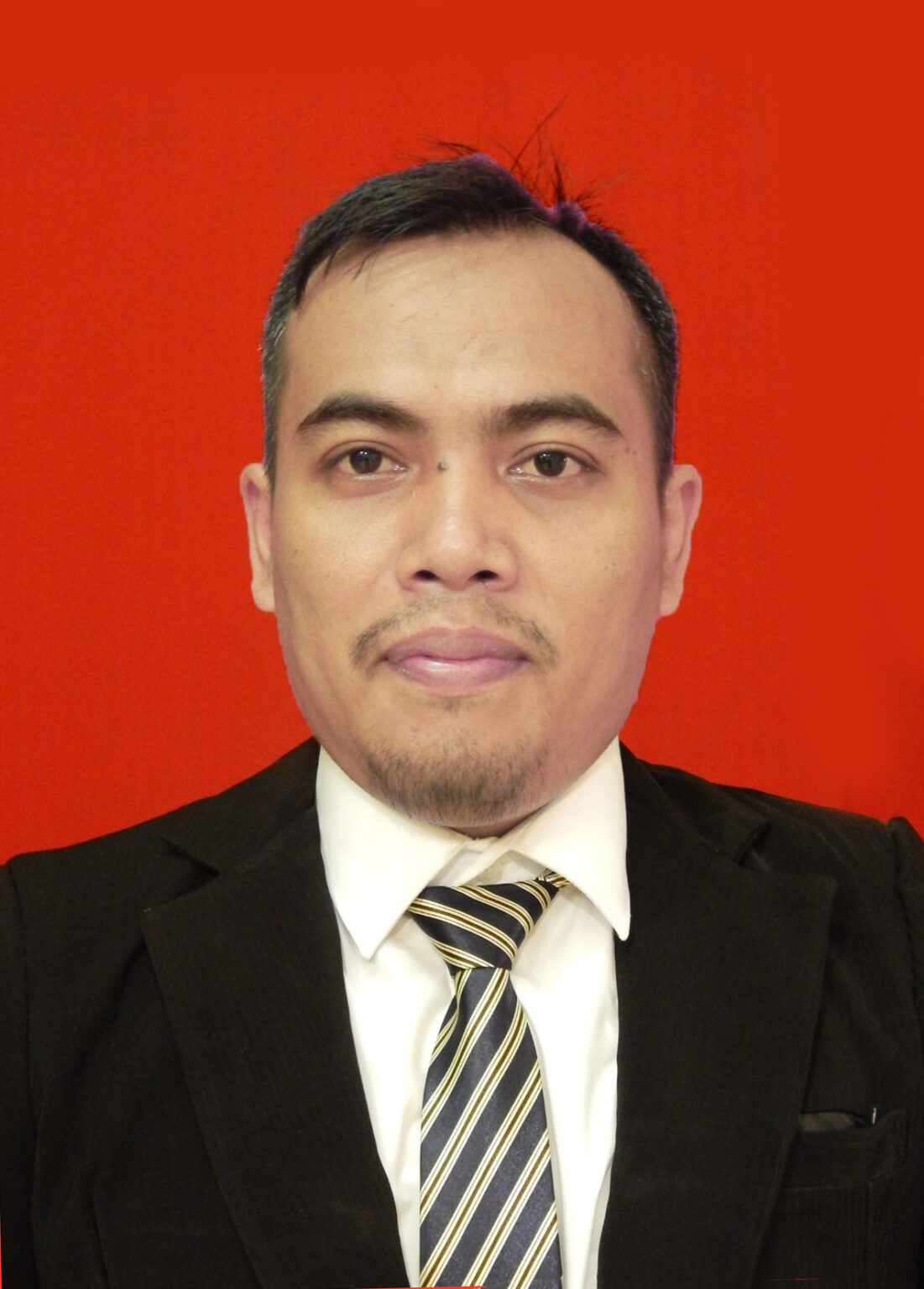 Rifki Julkifli, S.Pd., Gr